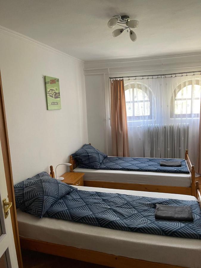Szimpla Apartman Apartamento Miskolc Exterior foto